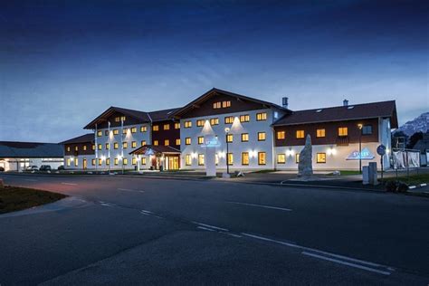 STYLES HOTEL PIDING $76 ($̶9̶5̶) .